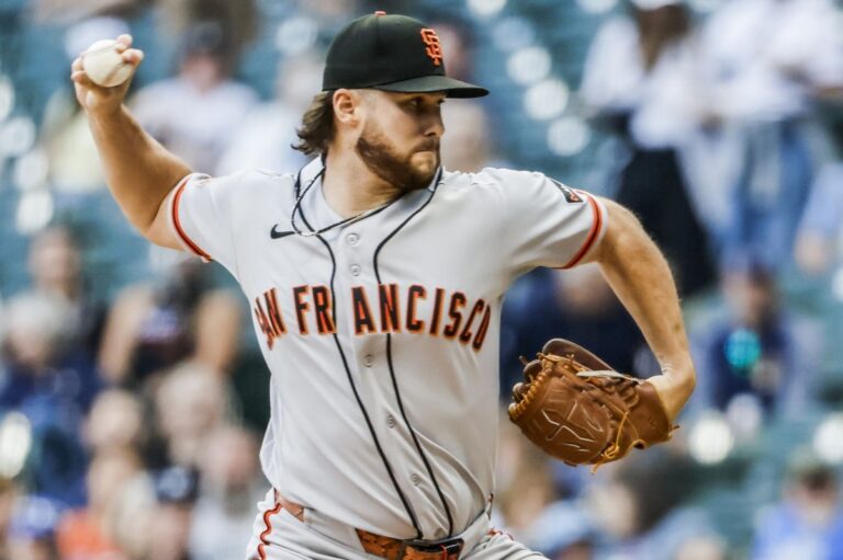 MLB-Giants-lapse-led-to-players-writing-Bible-verses-on-pride-hats.jpg