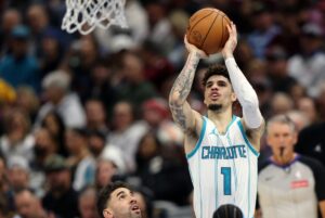 Minnesota-Timberwolves-trade-for-Charlotte-Hornets-guard-LaMelo-Ball.jpg