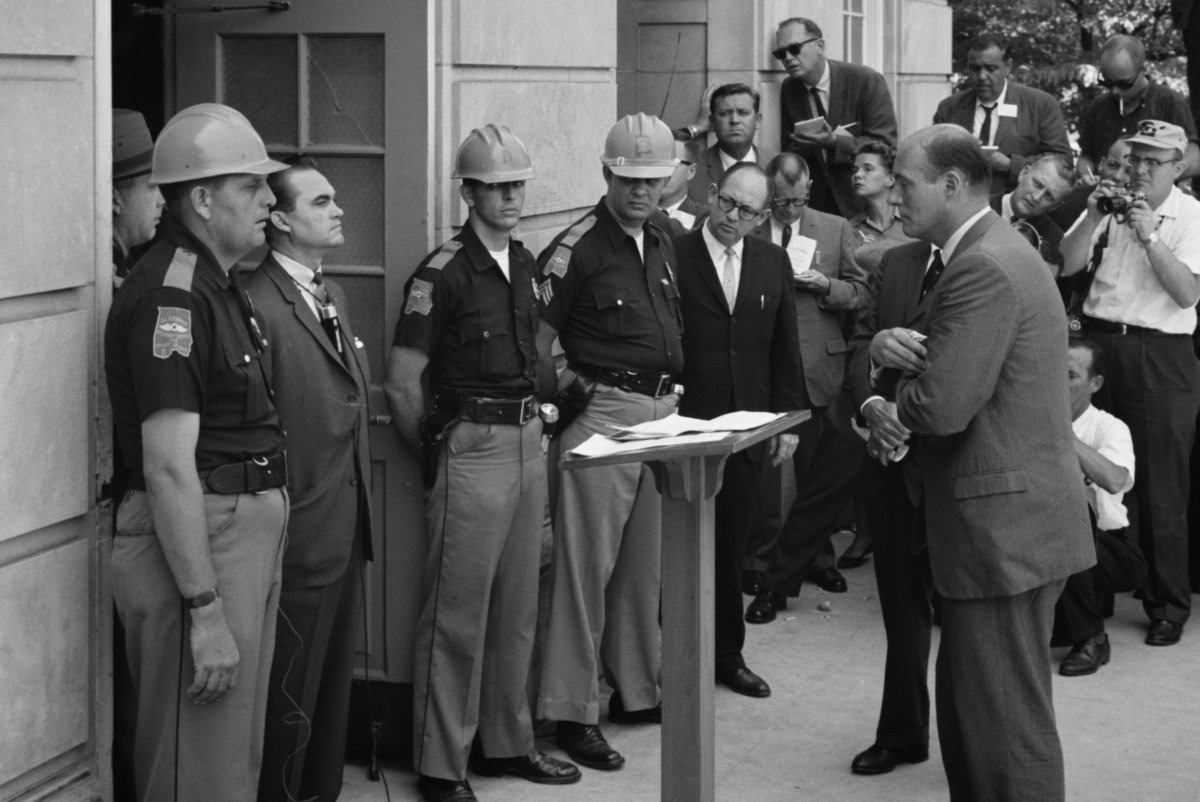 On-This-Day-George-Wallace-tries-to-block-integration-of-Univ-of-Alabama.jpg