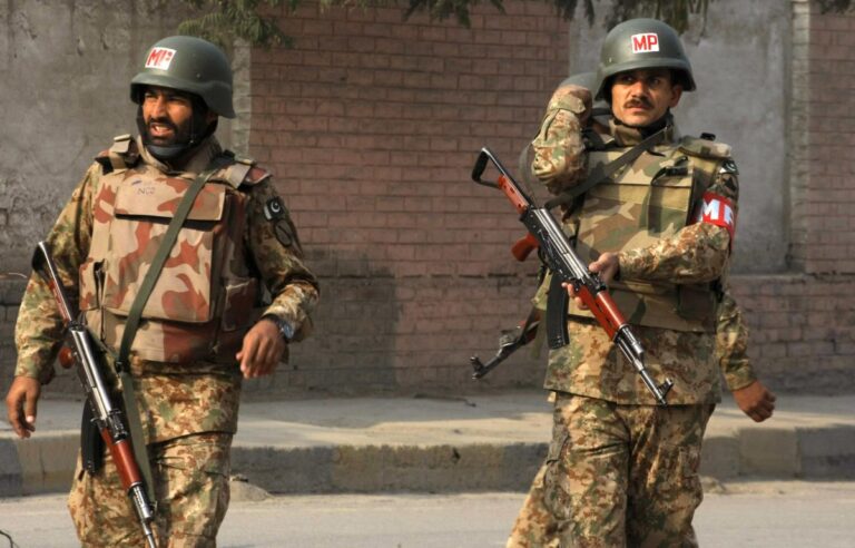 Pakistan-launches-ground-operation-along-Afghan-border-killing-29.jpg