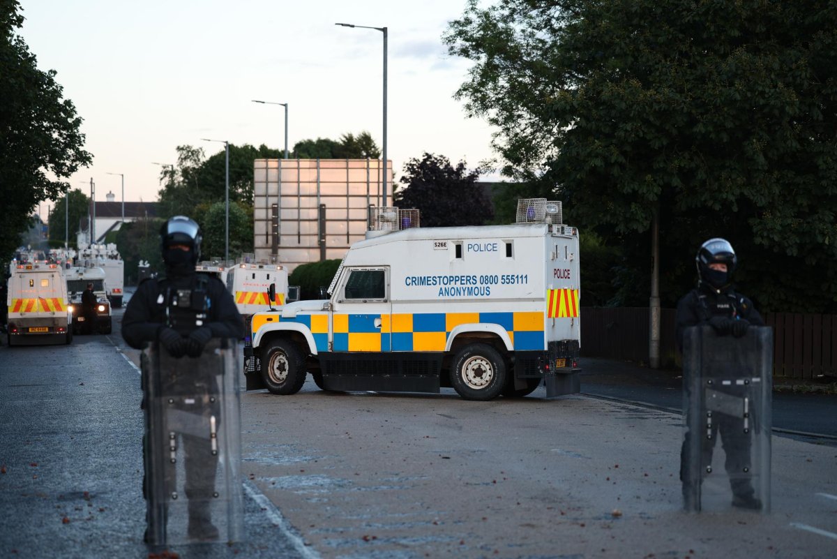 Protests-grow-in-Belfast-after-man-arrested-in-knife-attack.jpg