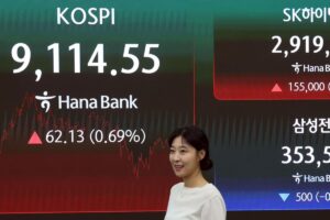 Seoul-shares-close-at-fresh-peak-above-9100-on-chip-gains-amid-US-Iran-talks.jpg