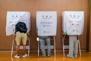 South-Korea-exit-polls-show-sweeping-local-election-win-for-Lees-party.jpg