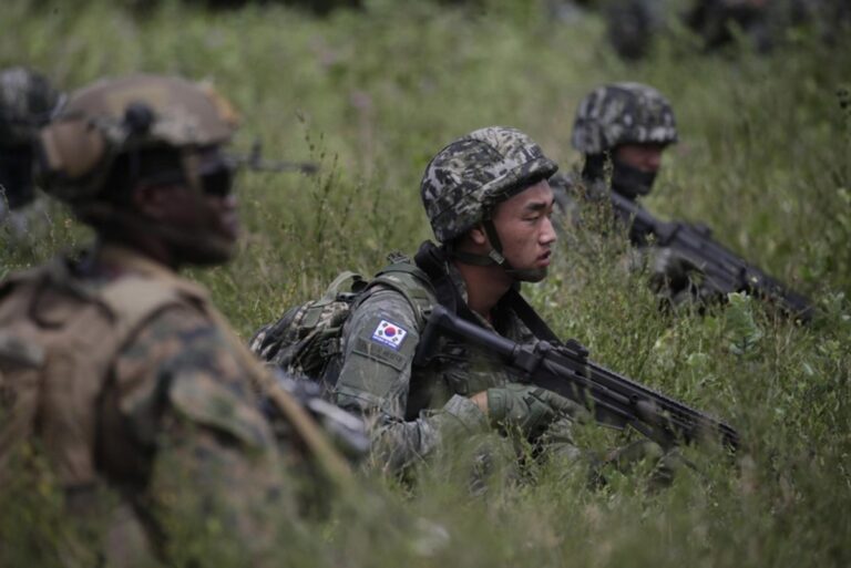 South-Korean-Marines-join-KAMANDAG-10-in-Philippines.jpg