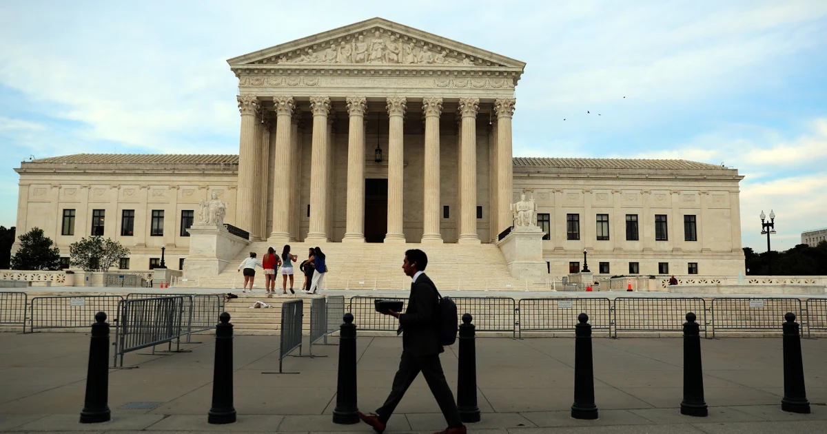 Supreme_Court-26177133350916-AP-cx8n8g.jpg