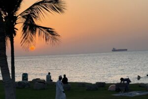 UN-agency-to-evacuate-11000-sailors-stranded-by-Hormuz-crisis.jpg