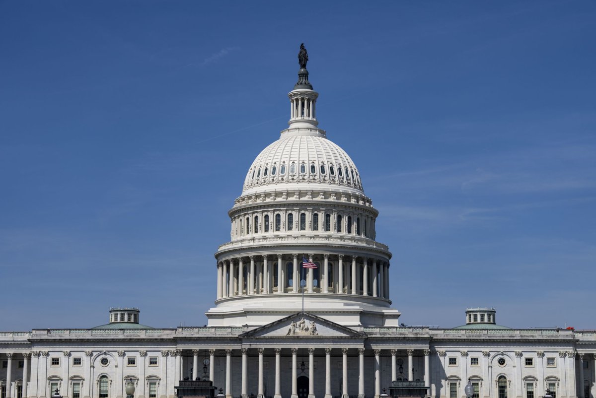 US-Senate-passes-bipartisan-housing-bill.jpg