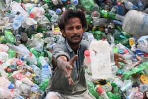 US-plastic-exports-to-China-fuel-global-pollution-concerns.jpg