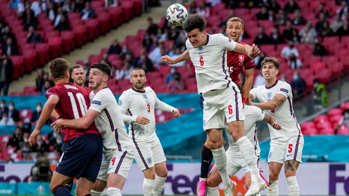 england-football-1780571975.jpg