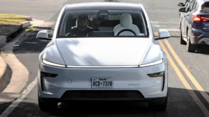 https2F2Fmedia.zenfs_.com2Fen2Fmotortrend_4282Ffbc27b89c08efea6bdcf7c840c3b90da.webp