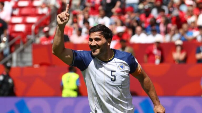 sead-kolasinac-bosnia-wc-2026-1781294023.jpg