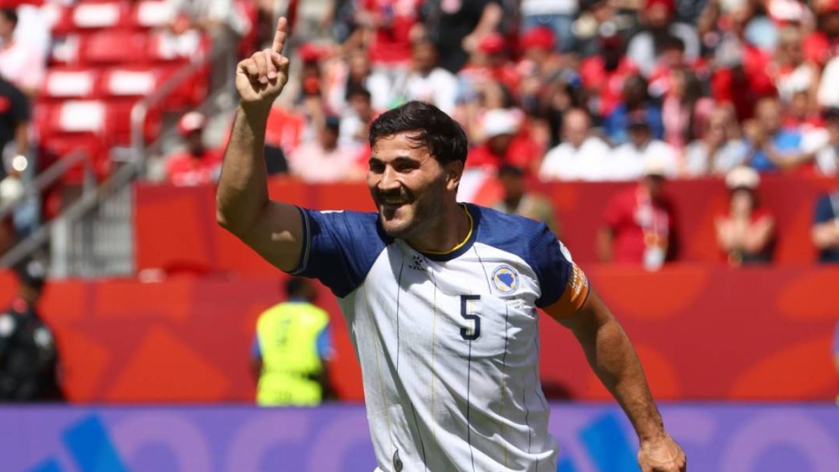 sead-kolasinac-bosnia-wc-2026-1781294023.jpg