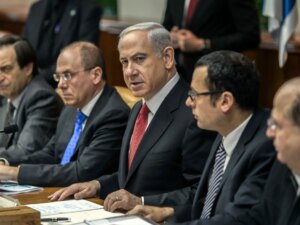 2013-02-03T120000Z_666098399_GM1E9231HY102_RTRMADP_3_ISRAEL-POLITICS-1784047457.jpg