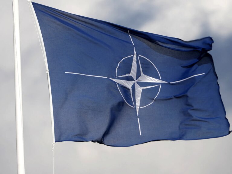 2026-04-01T142912Z_644868872_RC2TO0ABOF8S_RTRMADP_3_UKRAINE-CRISIS-TRUMP-FRANCE-1776407091.jpg