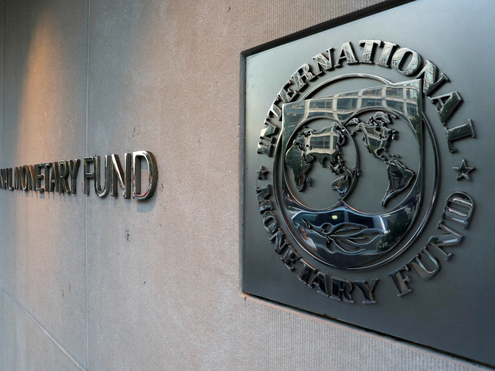 2026-04-07T141649Z_1678286994_RC2DKKACLA8H_RTRMADP_3_EMERGING-MARKETS-IMF-1776390082.jpg