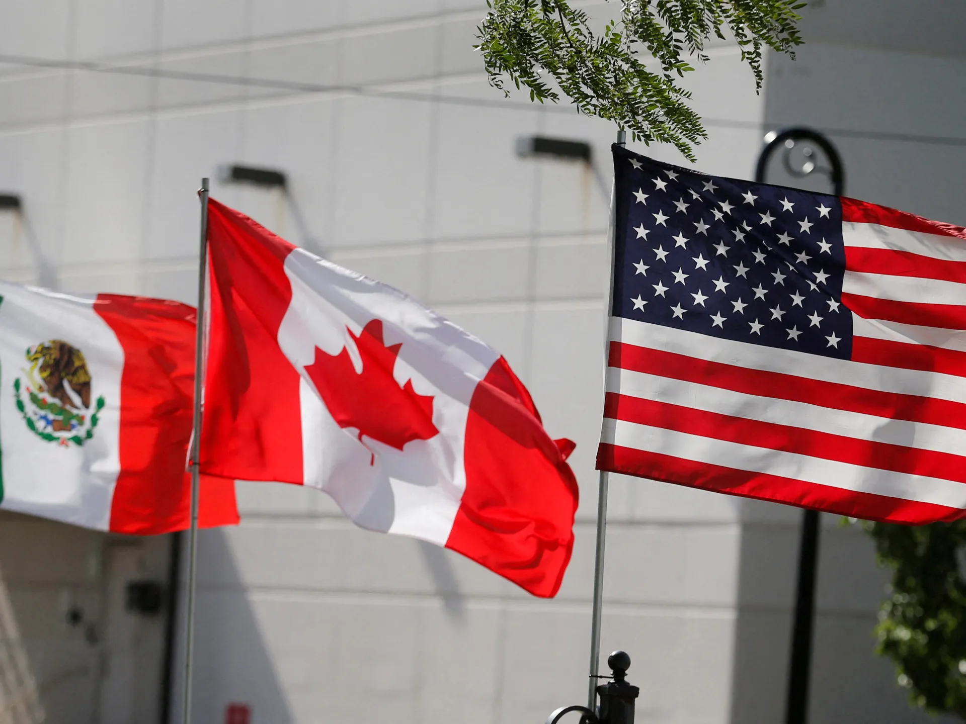 2026-06-29T211201Z_1737042257_RC2X3MANODLG_RTRMADP_3_USA-TRADE-USMCA-1782927108.jpg