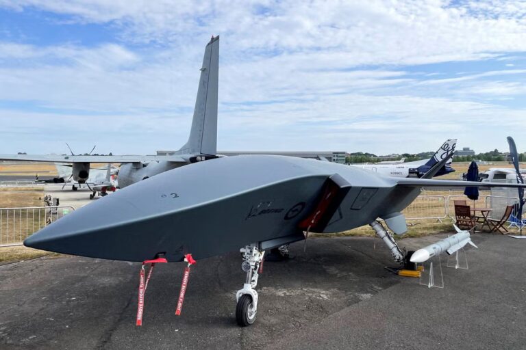 2026-07-22T050112Z_1816151418_RC2THMAS7TSF_RTRMADP_3_BRITAIN-AIRSHOW-WINGMAN-DRONES.JPG