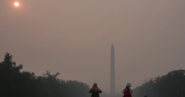260717-washington-wildfire-smoke-mn-0835-e0dde7.jpg