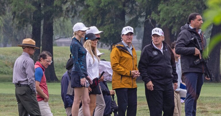 260724-donald-trump-potomac-golf-mn-1135-6affc0.jpg