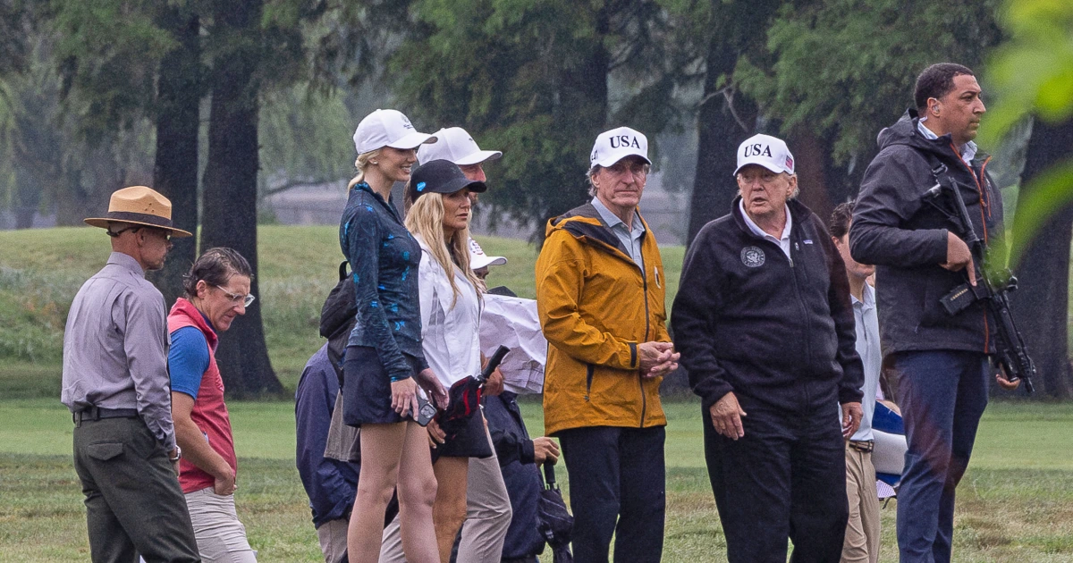 260724-donald-trump-potomac-golf-mn-1135-6affc0.jpg