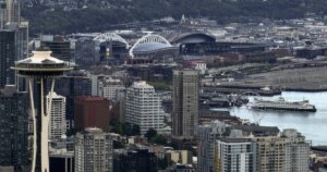 260726-seattle-skyline-ww-1903-c53578.jpg