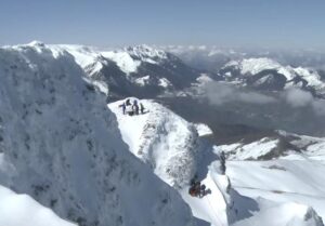 4-bodies-found-6-climbers-still-missing-after-Broad-Peak-avalanche.jpg