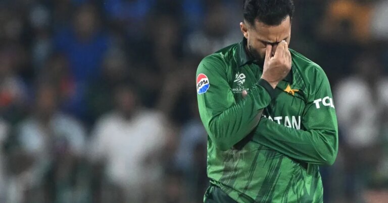 AFP__20260215__97MC4JT__v2__MidRes__TopshotCricketIccMensT20Wc2026IndPak-1771234603.jpg