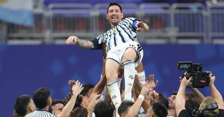 AFP__20260707__B9JT4XC__v2__HighRes__TopshotFblWc2026Match95ArgEgy-1783500094_ec7d7d-1783500327.jpg