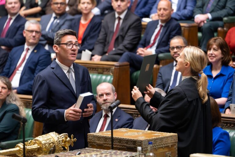 Andy-Burnham-to-become-British-premier-with-overwhelming-party-backing.jpg