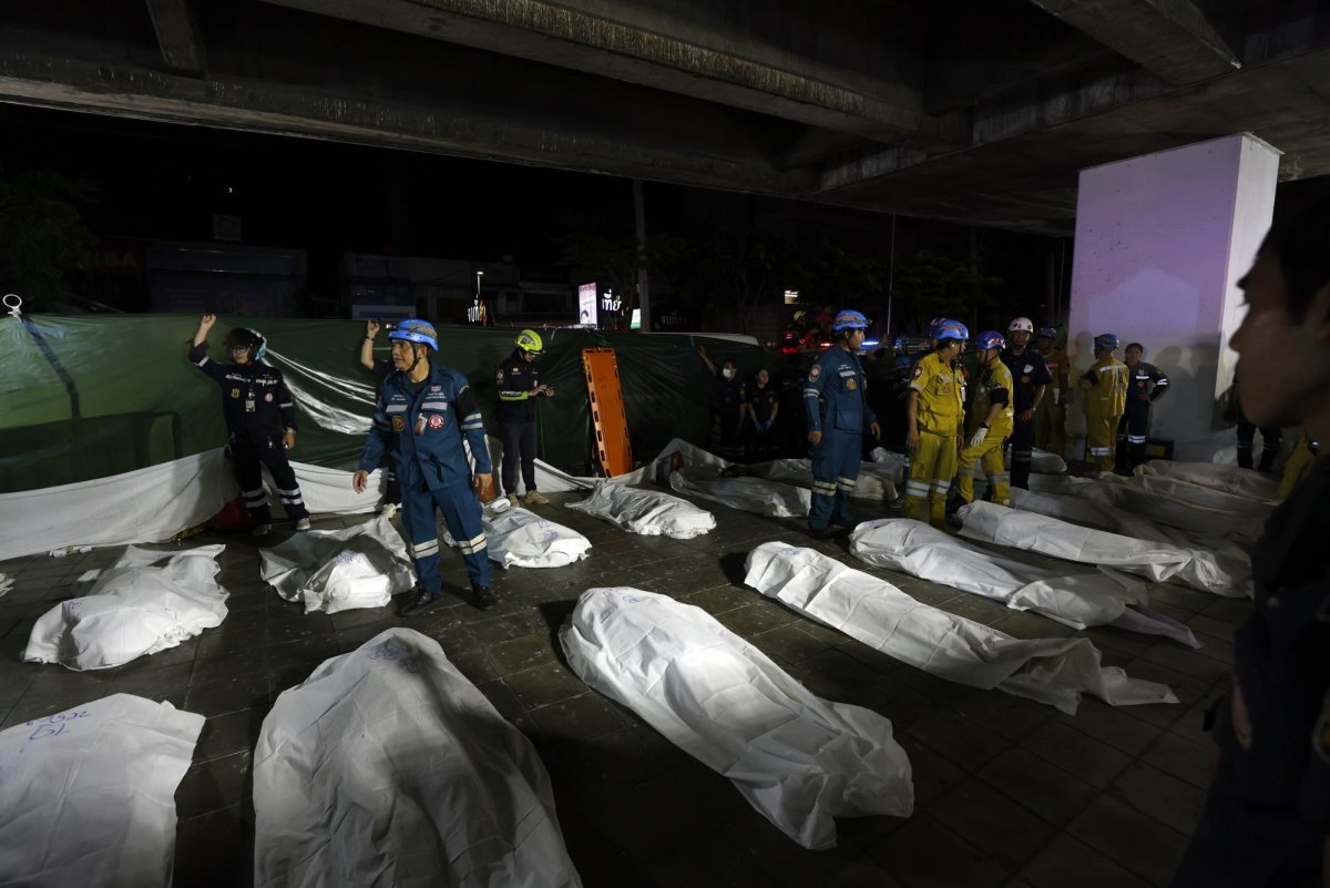 Bangkok-pub-fire-kills-at-least-27-injures-many-others.jpg