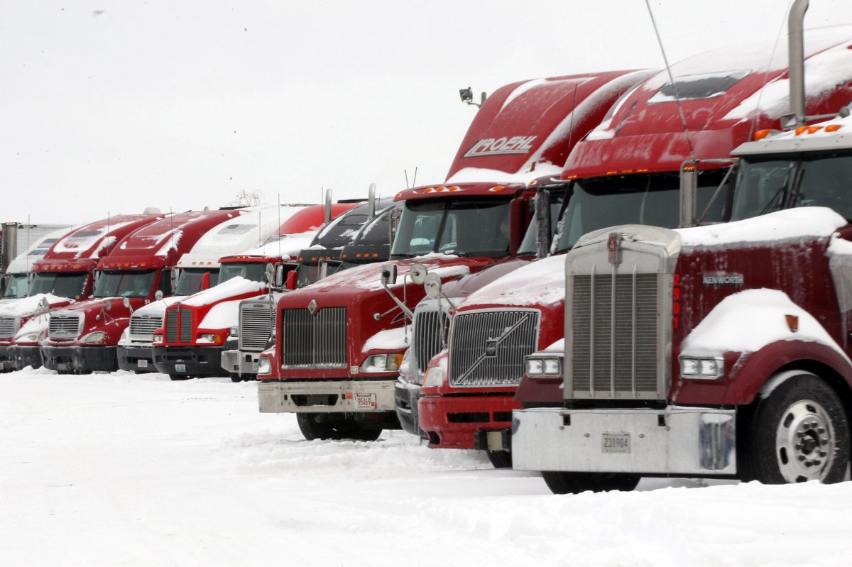 EPA-proposes-rollback-of-heavy-duty-truck-emissions-regulation.jpg