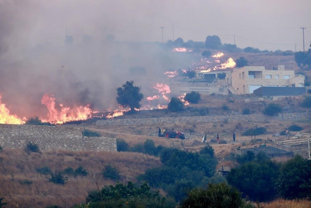Firefighters-killed-in-Greece-as-European-wildfire-struggle-continues.jpg