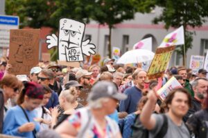 German-protesters-police-clash-amid-far-right-political-party-meeting.jpg