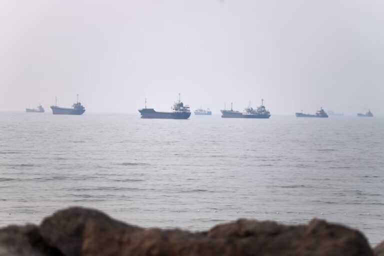 Iran_War_Strait_of_Hormuz_86757.jpg
