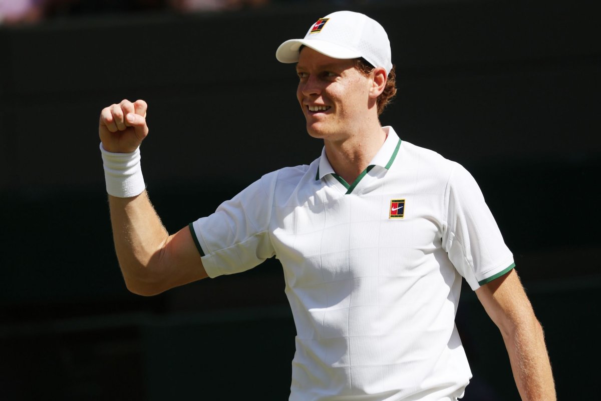 Jannik-Sinner-outduels-Alexander-Zverev-to-defend-Wimbledon-title.jpg