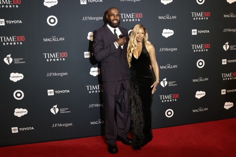 LeBron-James-wont-be-rushed-on-decision-for-next-team-agent-says.jpg