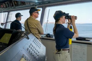 Maines-new-training-ship-brings-high-tech-tools-to-age-old-seafaring.jpg