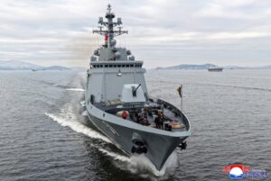North-Korean-destroyer-may-constrain-US-reinforcements.jpg