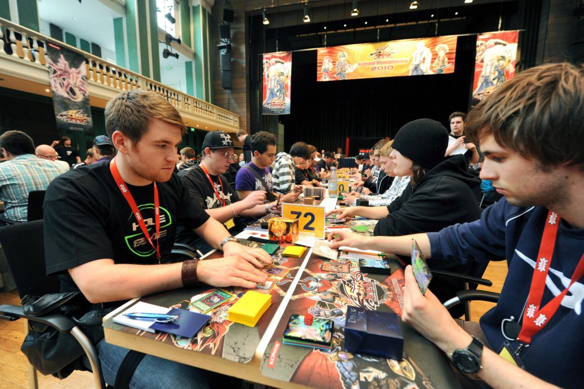 Oregon-store-suspends-Yu-Gi-Oh-tournaments-due-to-hygiene-concerns.jpg