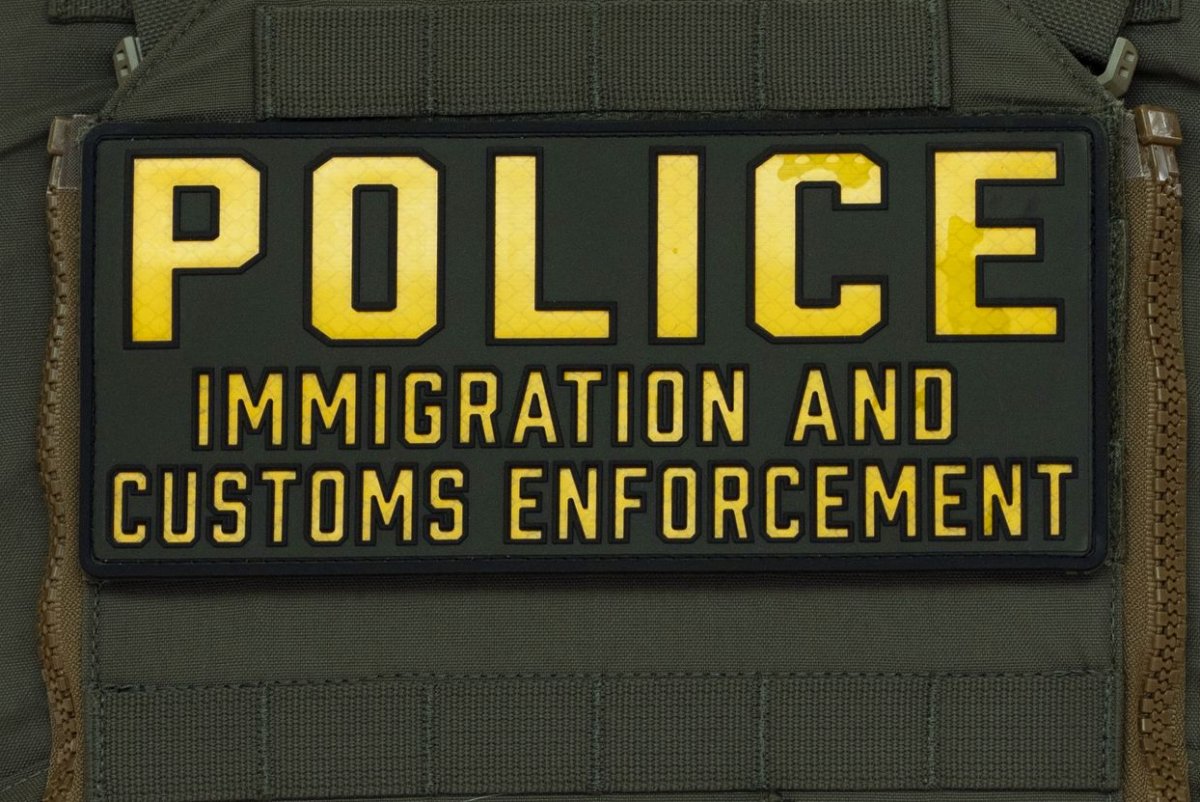 Person-fleeing-immigration-agents-on-foot-killed-by-truck.jpg