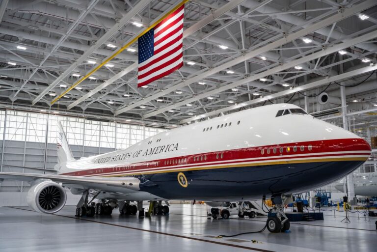 Trump-departs-Turkey-on-old-Air-Force-One-amid-security-speculation.jpg
