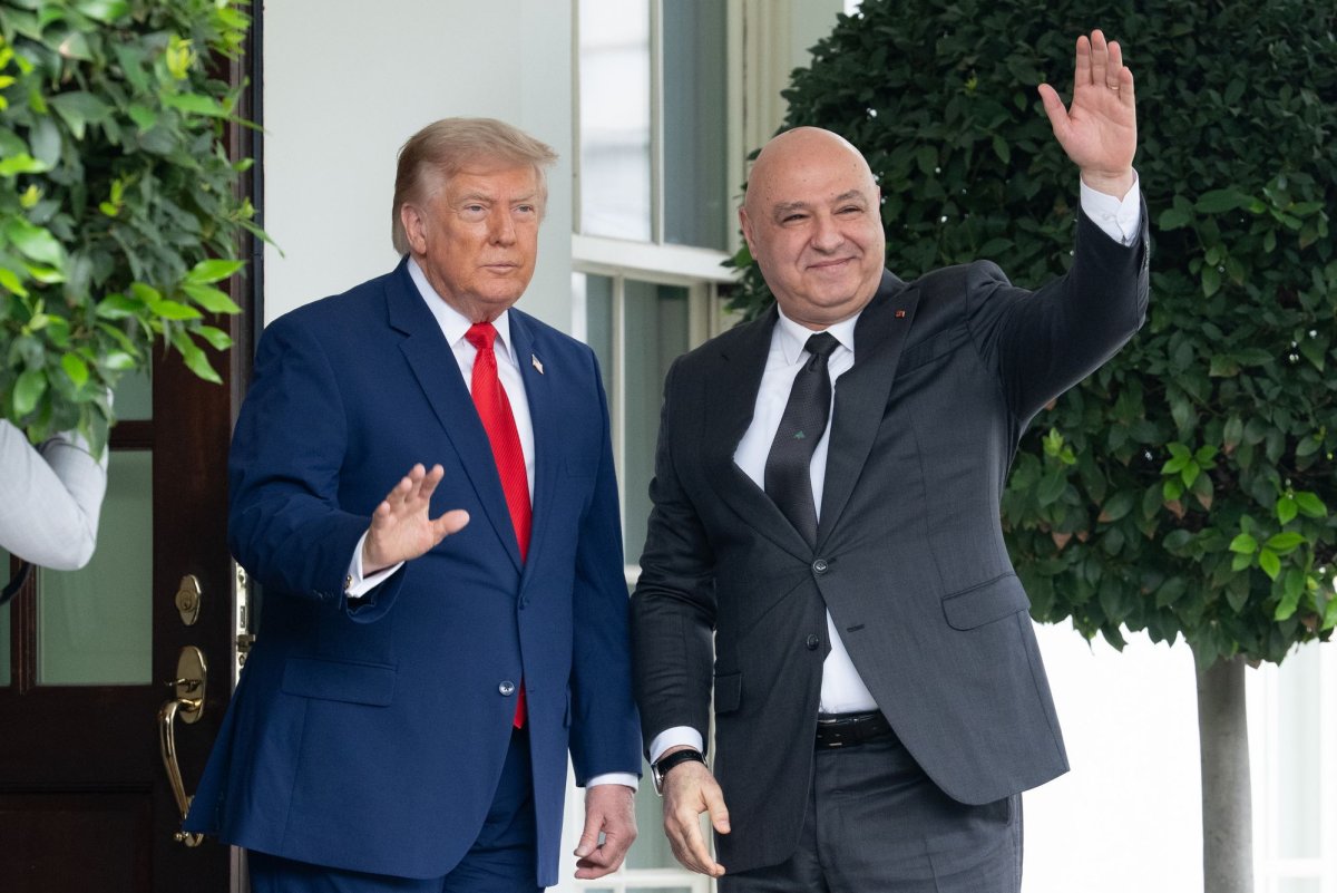 Trump-pledges-to-help-Lebanon-a-lot-at-White-House-meeting.jpg