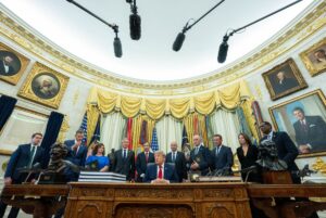 Trump-signs-EO-shrinking-monuments-angering-environmentalists.jpg