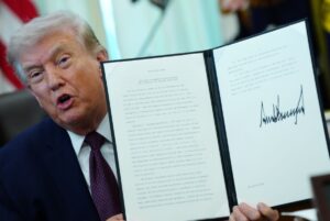 US-Postal-Service-cant-follow-Trump-ballot-order-judge-rules.jpg