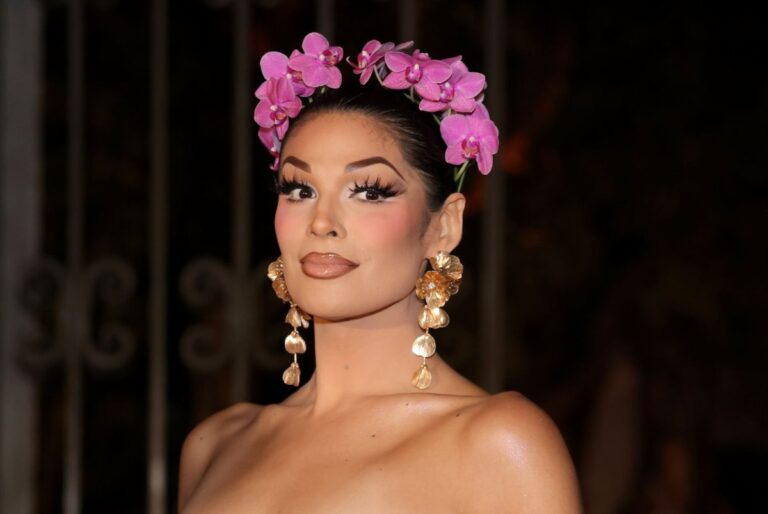 Valentina-joins-Rocky-Horror-Show-on-Broadway.jpg