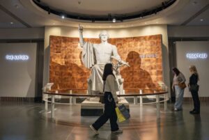 White-House-criticizes-Smithsonian-museum-for-political-activism.jpg
