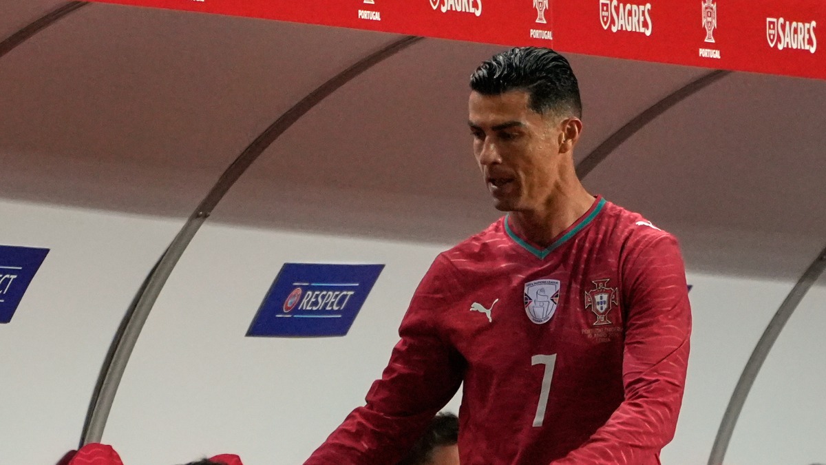 cristiano-ronaldo-portugal-news-64661783713018.jpg
