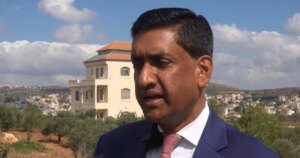 f_tov_rokhanna_settlers_260711.00_01_06_08.Still001-sjhyo4.jpg