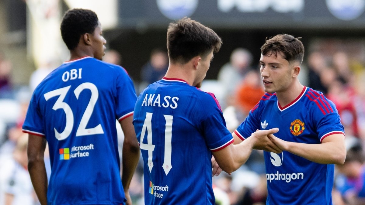 manutd-vs-rosenborg-44391784921527.jpg