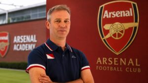 pascal-de-maesschalck-arsenal-1783024613.jpg